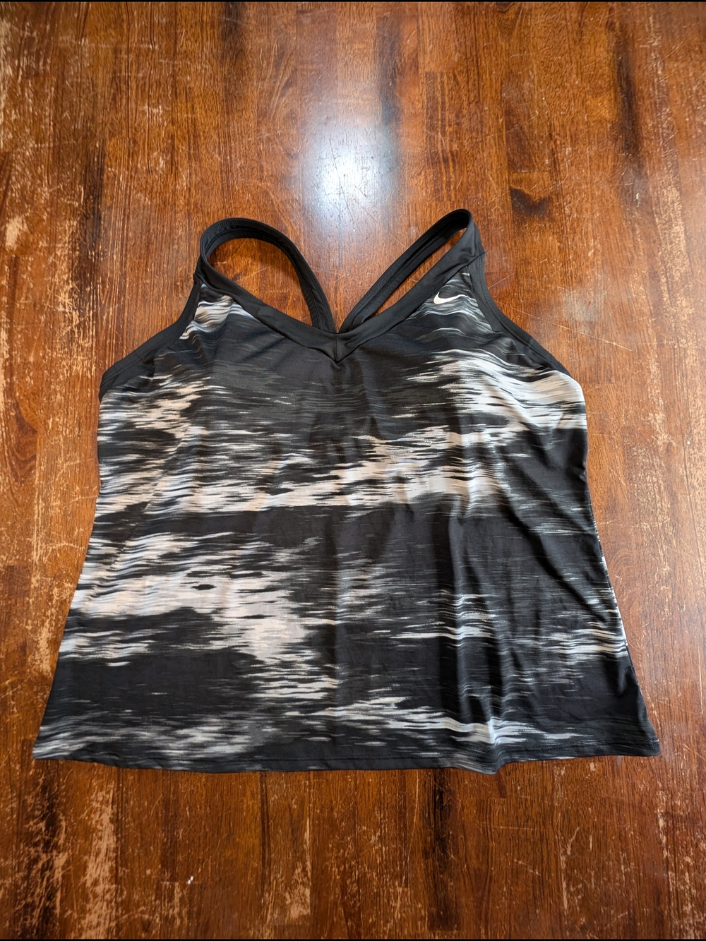 Nike Activewear Top Plus Size XXL Black Cropped Built-In Bra Gym Fitness